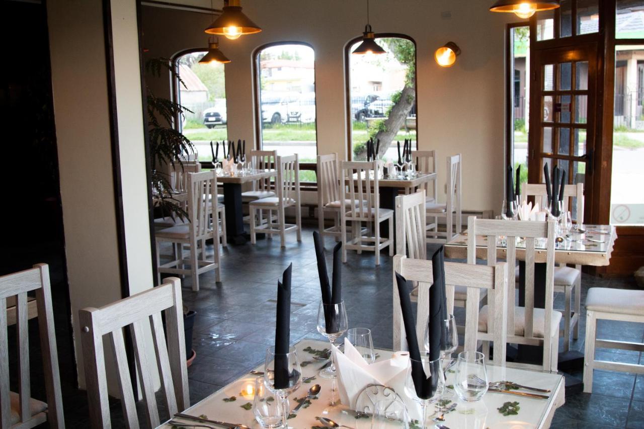 Darwin Hotel Puerto Natales Ngoại thất bức ảnh