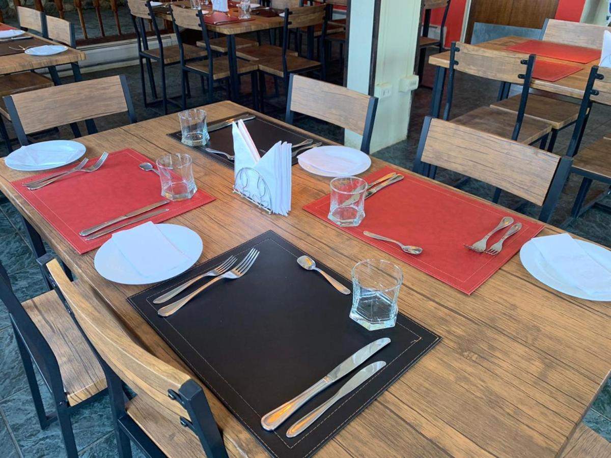 Darwin Hotel Puerto Natales Ngoại thất bức ảnh